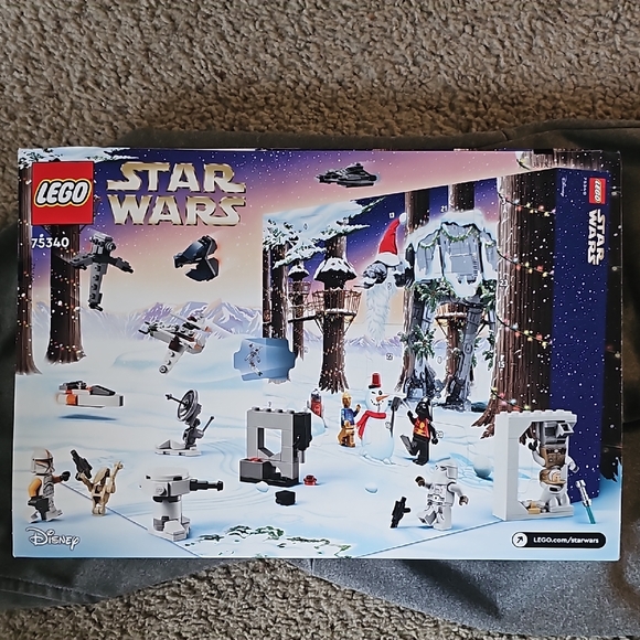 LEGO Star Wars Advent Calendar Set 75340 - Picture 2 of 6